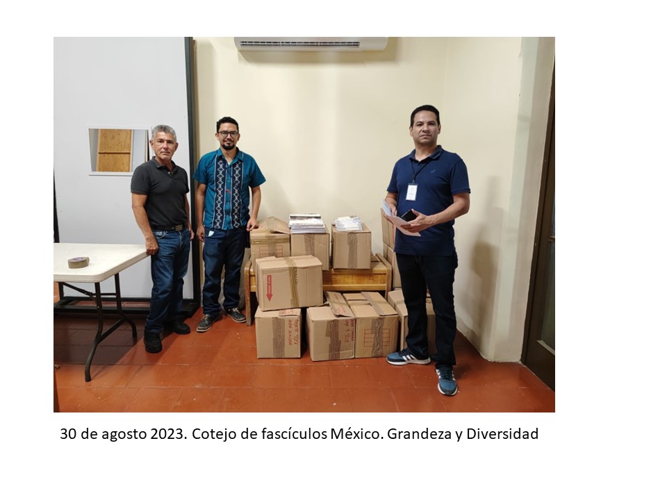 30 de agosto 2023. Cotejo de fascículos México. Grandeza y Diversidad, para su posterior distribución en bibliotecas escolares de secundarias estatales